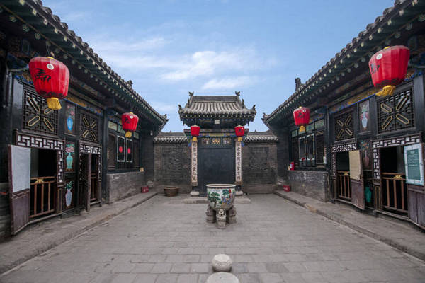 缩略图 | 乔家大院富可敌国，六大家规让土匪望而却步！