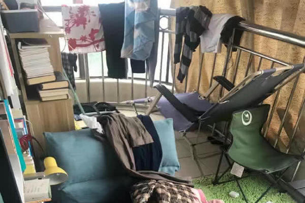 缩略图 | 袁立婚后生活水平引粉丝担忧，她这样回应也太甜了吧