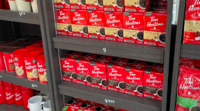 缩略图 | 网友破防！“加拿大国货”也变贵了？Tim Hortons、Chapman's等数百种"国货"涨价！