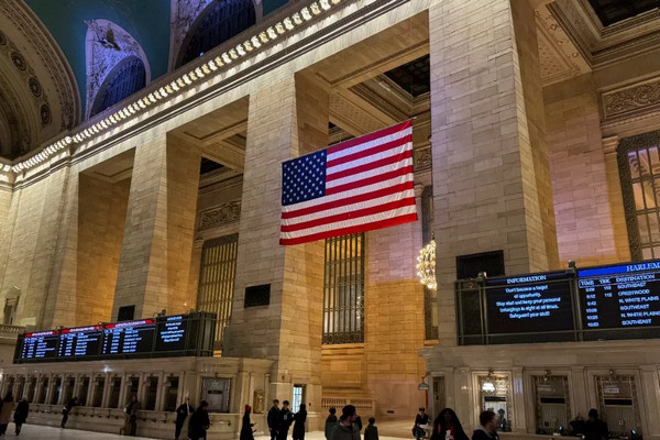 缩略图 | 美国进入“关税常态化”时代，世界正适应一个新的美国！