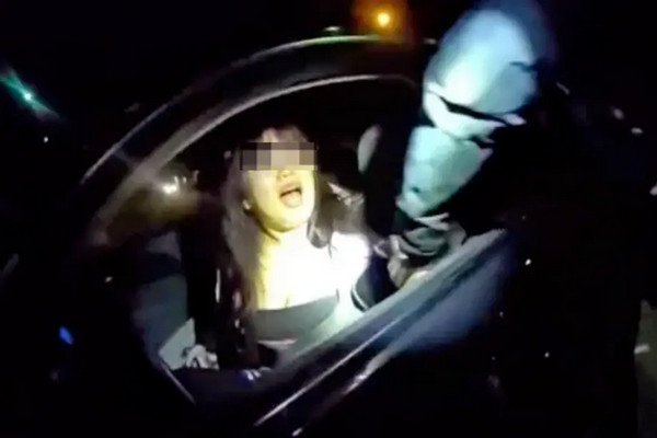 缩略图 | 和解！华裔女子在美国遭警察3枪射伤，还被诬袭警，获赔675万美元！