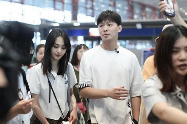 缩略图 | 郑爽败诉！张恒获得孩子抚养独立决定权，为代孕行为致歉