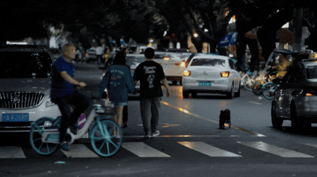 缩略图 | 土生土长的本地人都被挤走了，闲适的成都，成了卷都！
