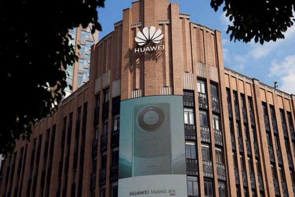 缩略图 | 查出来了！华为新手机芯片是使用荷兰设备所制造！