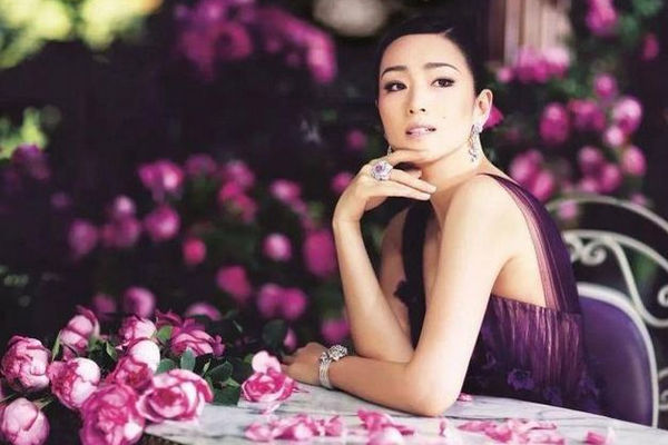 缩略图 | 巩俐再嫁，陈婷晒儿：中国女人的两种极致人生