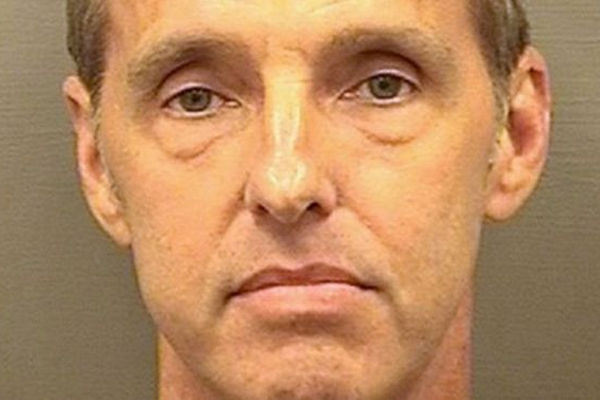 缩略图 | 从中情局官员到中国间谍 美国前特工获刑20年