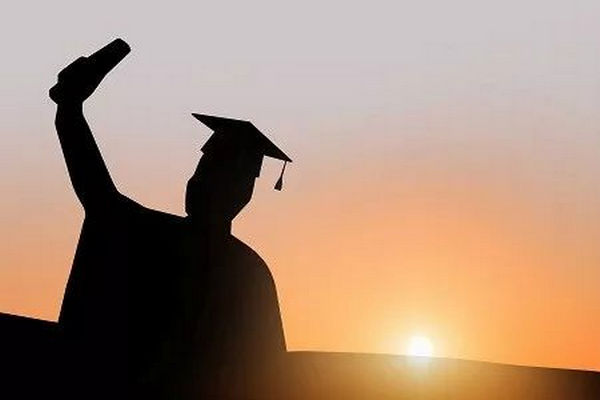 缩略图 | 一个美国博士后跟他的奇葩华人导师的恩恩怨怨