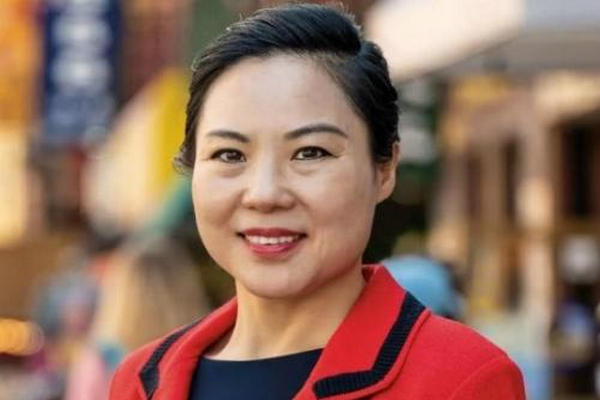 缩略图 | 首代华裔新移民竞选胜出 将就任纽约布鲁克林法官