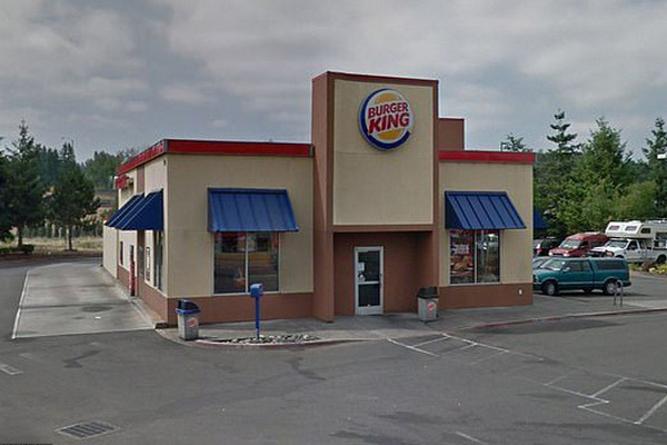 缩略图 | 美国男子被锁厕所1小时 获赔终身免费餐 然而...