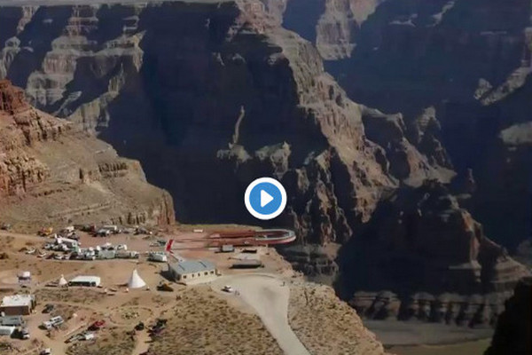 缩略图 | 又见自拍死 华人男子坠亡美国大峡谷公园