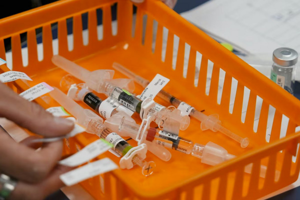 缩略图 | 记得接种疫苗并提交记录，否则停学！渥太华卫生局向这类学生发出停学通知！