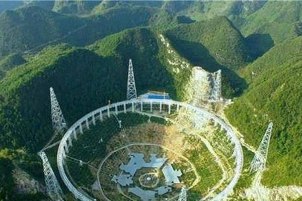 缩略图 | 耗资2.6亿，曾是全球最大“天眼”，如今成锈迹斑斑的垃圾场！