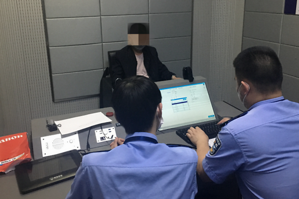 缩略图 | 没有绿码，我走投无路了！杀人犯逃亡24年后自首