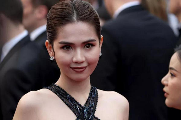 缩略图 | 越南模特在戛纳电影节上穿着暴露 或将面临巨额罚款