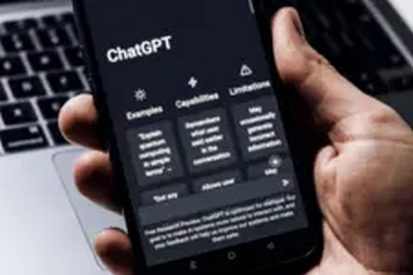 缩略图 | 美国少年杀死母亲、弟弟，被指用ChatGPT策划！