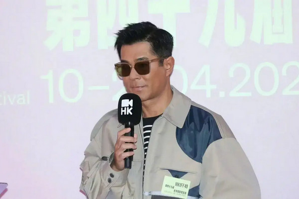 缩略图 | 古天乐坦言患飞蚊症，右眼视网膜竟已穿孔两处需手术！