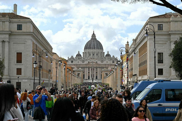 缩略图 | 欧洲征巨额“弃籍税”，阻富豪避税外逃！