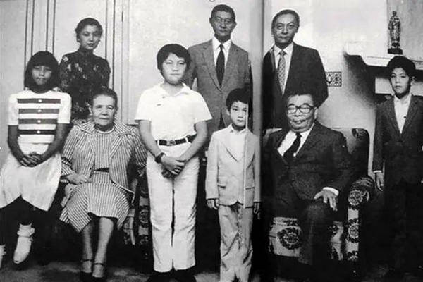 缩略图 | 一场婚宴为何让蒋家父子的“第三代接班人计划”落空
