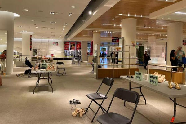 缩略图 | 知名连锁百货Nordstrom宣布：关闭加拿大所有门店，最低价清仓促销！