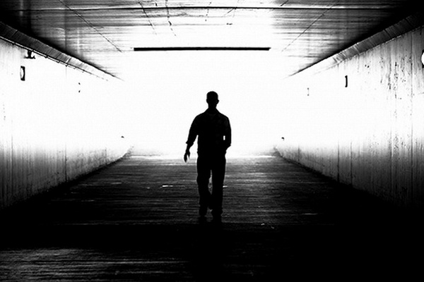 缩略图 | 失联20年北大出国博士舅舅：一家人也不想再找他了
