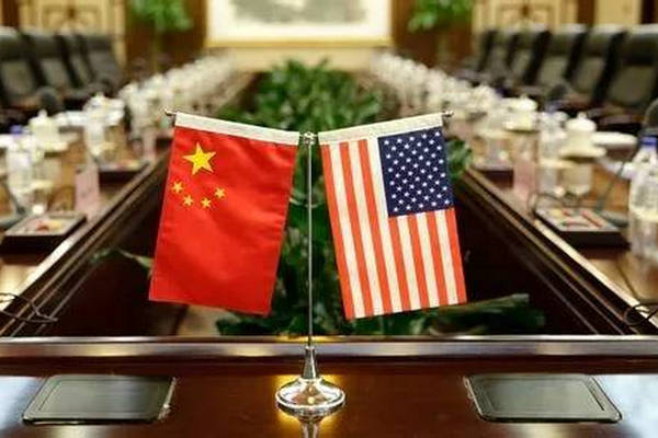 缩略图 | 朱镕基为何事拍桌子：龙永图 你不要再递条子了