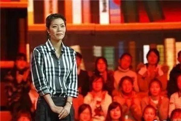 缩略图 | 38岁复旦女神教授！火遍全国仍未婚