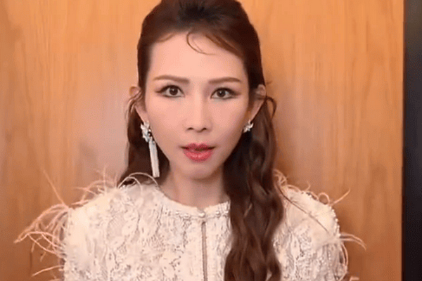 缩略图 | 蔡少芬回忆患病经历：强直性脊柱炎发作痛苦不堪！