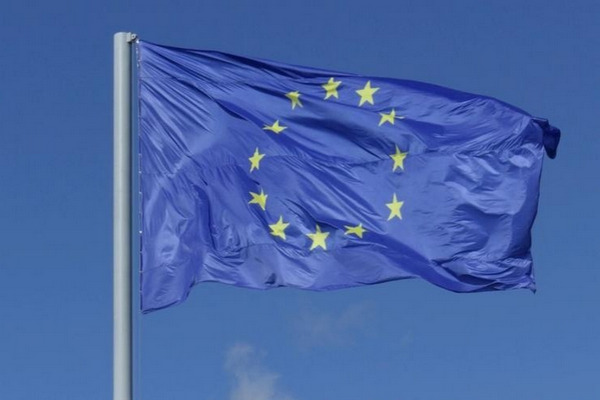 缩略图 | 被特朗普“吃干抹净”！欧洲最大的遗憾是“4月没有和中国一起反抗”！