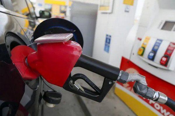 缩略图 | 持续上涨！渥太华油价下周或将涨至2元/升，预计将长期居高不下！