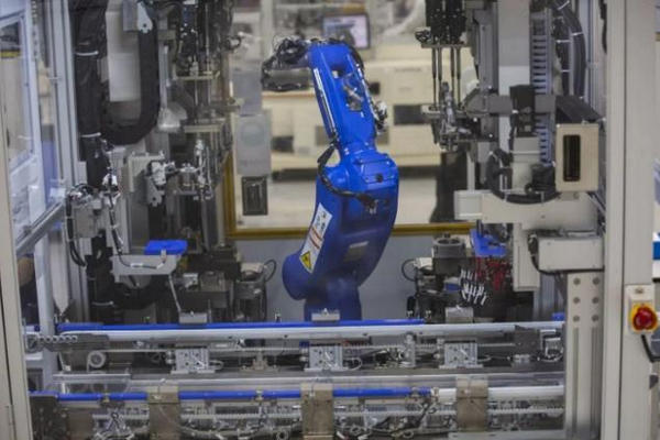 缩略图 | 日企爆华为内部天翻地覆 冻结大部份订单