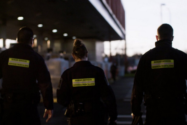 缩略图 | 从任人唯亲到性骚扰，加拿大边境局雇员去年曝出200多宗违规案！