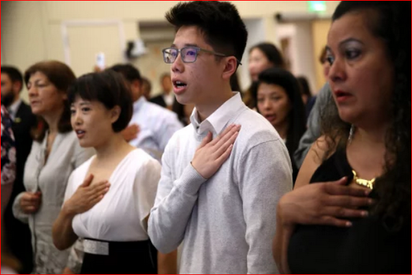 缩略图 | 入籍考试刚过，华人就收到了通缉令…