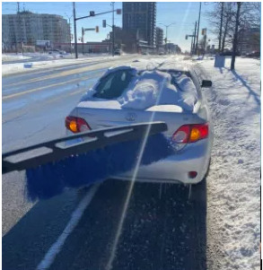 缩略图 | 小心高额罚款！这里的雪也要清理！