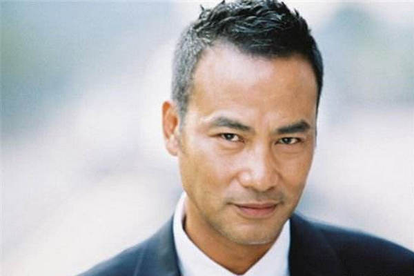 缩略图 | 遇刺的任达华：不光是影帝，还是“楼王”