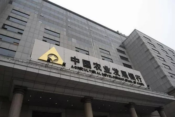 缩略图 | 想当行长继承“家产”的小学生，果然说的都是实话！