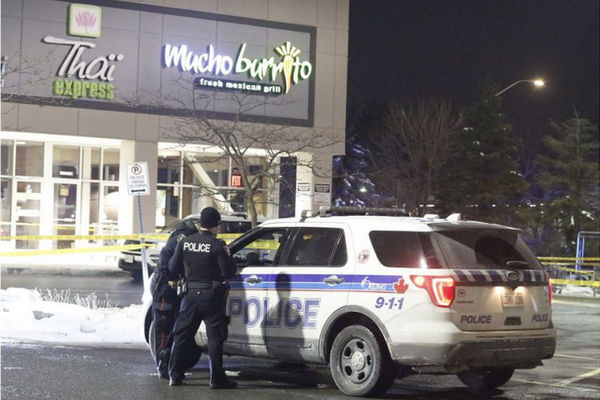 缩略图 | 黑五购物小心啦！渥太华 South Keys 购物中心枪击案：一人被枪击致死