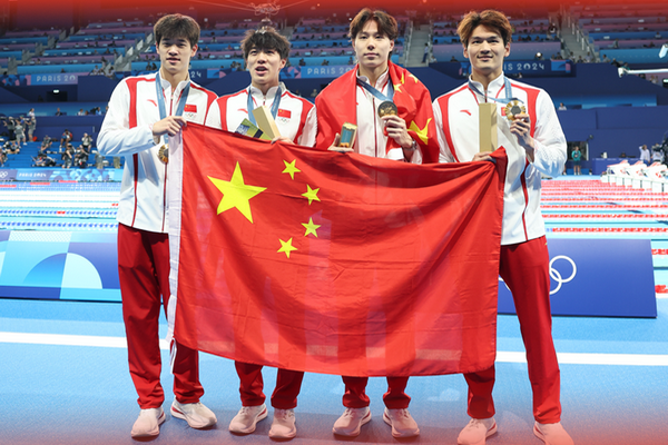缩略图 | 见证历史！打破美国40年垄断，中国游泳队惊天逆转夺金！