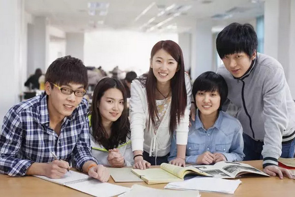 缩略图 | 留学生陆续抵加，中国驻加拿大使领馆发温馨提醒！
